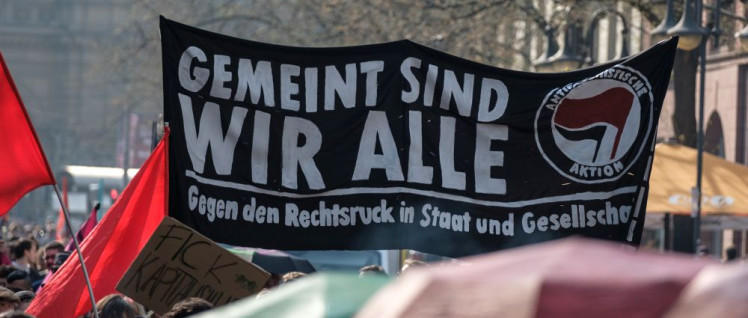 Solidarität statt Rechtsruck – Demonstration in Frankfurt am Main vergangenen Sonntag (Foto: Christian Martischius / r-mediabase )