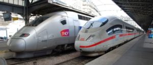 Die nationalen Prestigeobjekte ICE und TGV sollen zukünftig mehr abwerfen (Foto: [url=https://commons.wikimedia.org/wiki/File:TGV-POS_%26_ICE-3M_(8067623398).jpg]Hugh Llewelyn/Wikimedia Commons[/url])