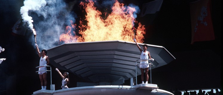 Olympische Spiele in Seoul 1988: Das Olympische Feuer ist entzündet. (Foto: Ken Hackman, U.S. Air Force/ wikimedia.com/ public domain)