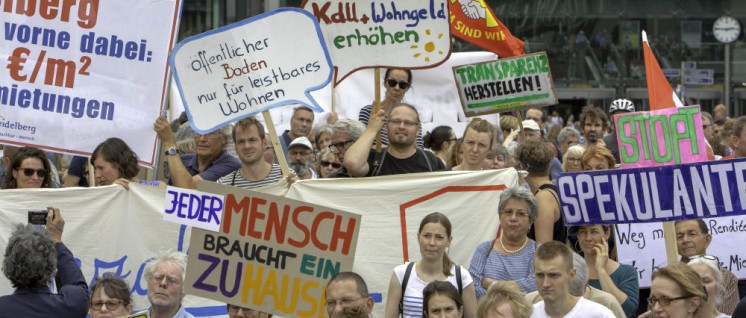 Tausende Menschen kamen zur Kundgebung gegen Mietenwahn und Wucher mit Wohnraum. (Foto: [url=https://www.flickr.com/photos/linksfraktion/43012563770]Fraktion DIE LINKE. im Bundestag[/url])