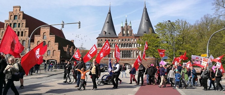 1. Mai in Lübeck (Foto: Thorsten Lünzmann)