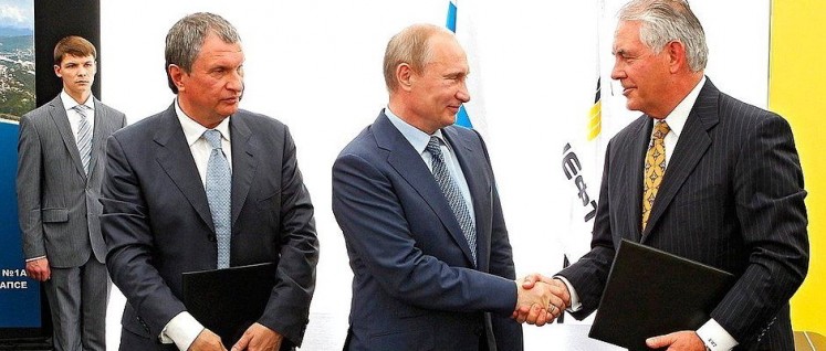 Der zukünftige US-Außenminister Rex Tillerson (rechts) kennt Russlands Präsident Putin aus dem Ölgeschäft. (Foto: kremlin.ru)