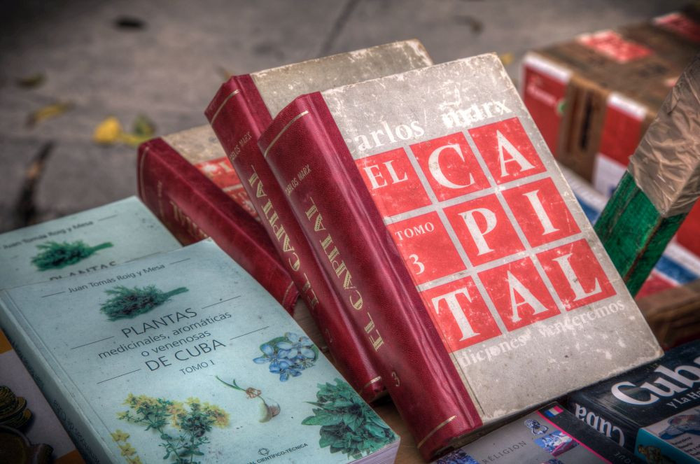 „Das Kapital“ – Die Marxistischen Blätter zählten zum 100. Jahrestag 220 Ausgaben in 43 Sprachen