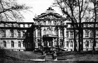 Das Bundesverfassungsgericht in Karlsruhe, 1956