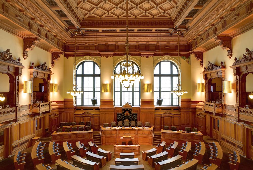 070401 Plenarsaal Hamburgische Bürgerschaft IMG 6403 6404 6405 edit - Wer regiert Hamburg? - DKP, Hamburg, Landtagswahlen - Politik