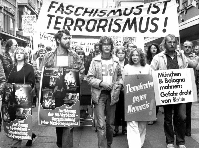 391202 demo - Aufklärung in Grenzen - Nazi-Terror - Nazi-Terror