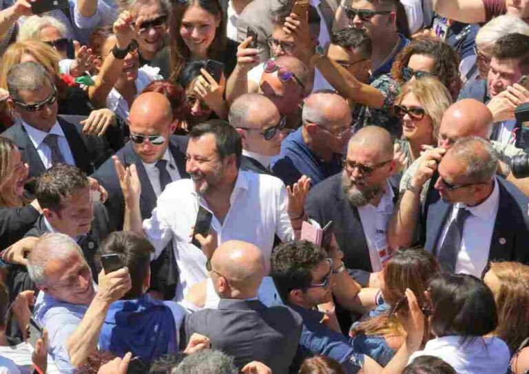 501002 Salvini - Ein Untoter prägt Italiens Politik - Geschichte der Arbeiterbewegung - Geschichte der Arbeiterbewegung