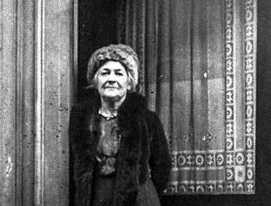 090801 BG clara zetkin 1920 youbioit - Starke Frau mit einem Ziel - Geschichte der Arbeiterbewegung - Geschichte der Arbeiterbewegung