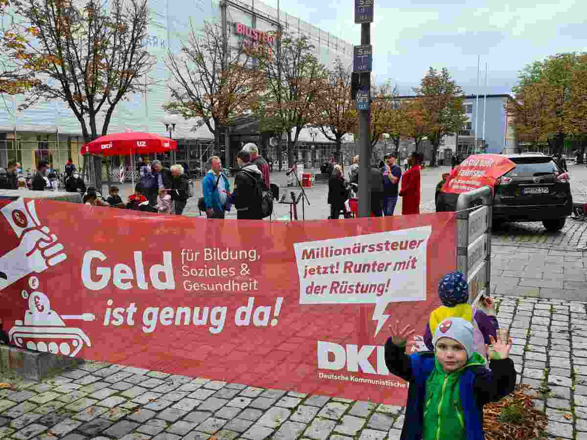 380501 hamburg - Fokus auf Arbeiterviertel - Bundestagswahl, DKP - Politik