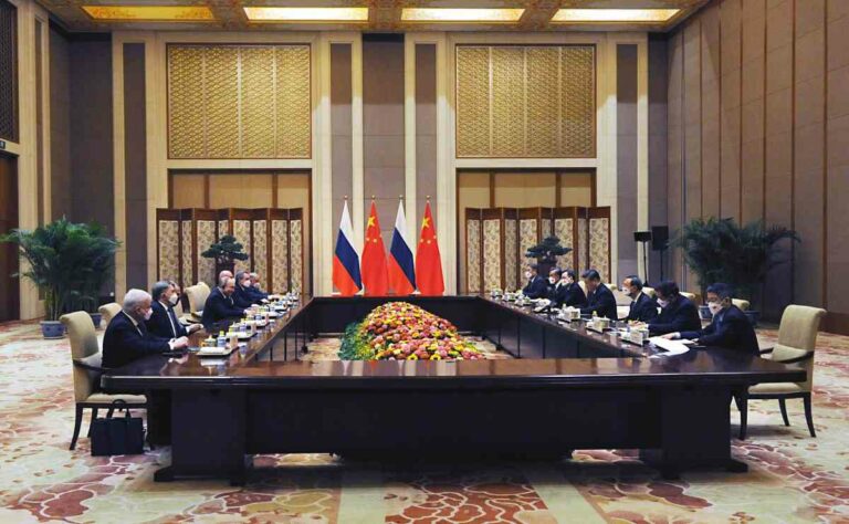060701 Xi Putin - Zu Besuch bei Freunden - Staatsbesuch - Staatsbesuch