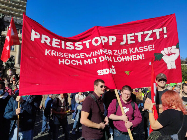430309 Frankfurt SDAJ MartinaLennartz - „Preisstopp jetzt!“ - Preissteigerungen, Preisstopp jetzt!, SDAJ, Sozialistische Deutsche Arbeiterjugend - Vermischtes