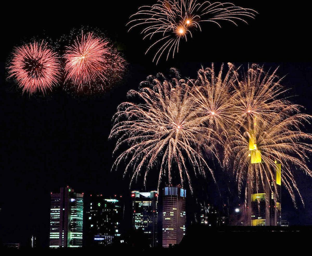1248px Feuerwerk - Feuerwerk von Neujahrsbotschaften - UZ vom 6. Januar 2023 - UZ vom 6. Januar 2023