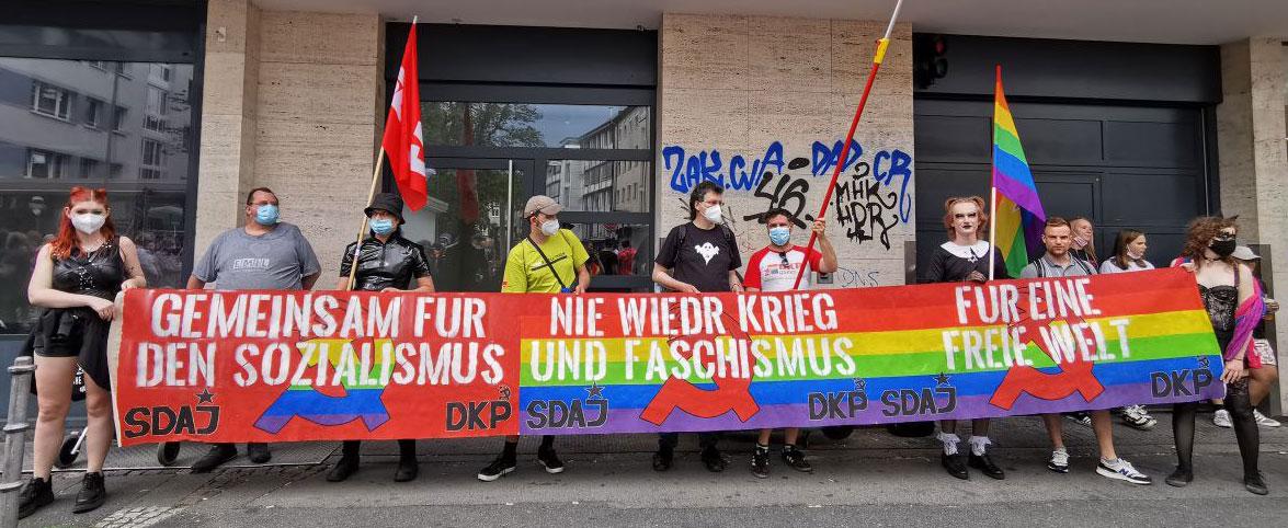 081501 Queer - Kein zweiter Karneval – DKP queer nimmt Arbeit wieder auf und bereitet CSD vor - UZ vom 24. Februar 2023 - UZ vom 24. Februar 2023