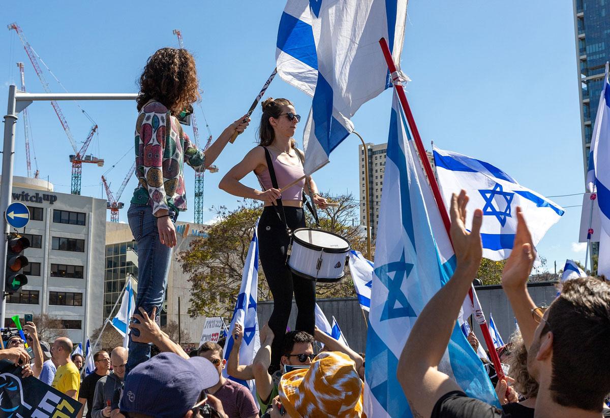 110601 Israel - Auf dem absteigenden Ast - Israel, Massendemonstrationen - Internationales