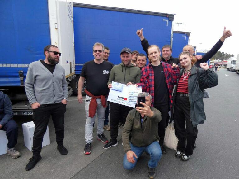 150203 LKW web - Solidarität mit LKW-Fahrern - Streik - Streik