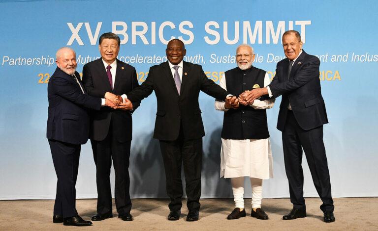 350601 BRICS - Vom Debattierclub zur Weltbewegung - Wirtschaftsgipfel - Wirtschaftsgipfel
