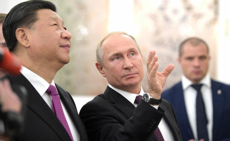 461001 Putin - Inmitten einer historischen Neuorientierung - BRICS, Russische Föderation - Internationales