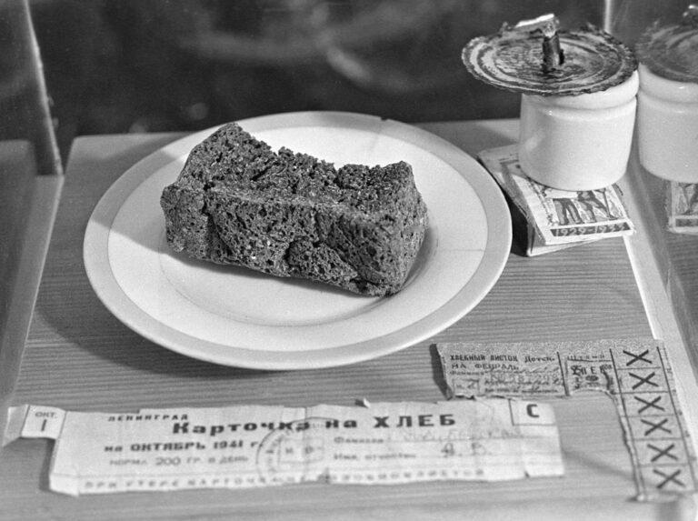 0412 RIAN archive 46124 Baking History Museum - Geplanter Vernichtungskrieg - Blockade von Leningrad - Blockade von Leningrad
