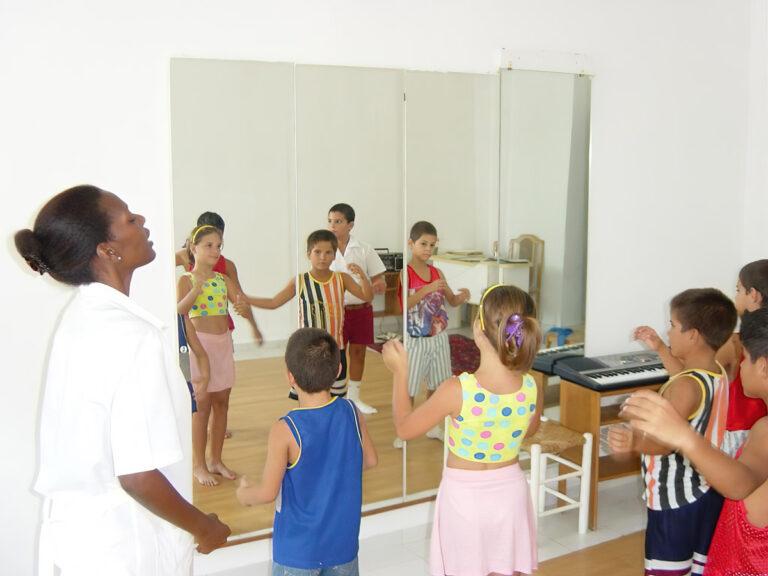 Psicoballet gigapixel standard scale 4 00x 2 - Eine einzigartige Kinderklinik - Kuba-Solidarität - Kuba-Solidarität
