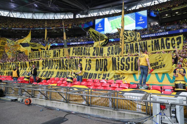 2305 BVB picture alliance osnapix Hirnschal - „Ein durchsichtiges Spiel“ - Borussia Dortmund - Borussia Dortmund