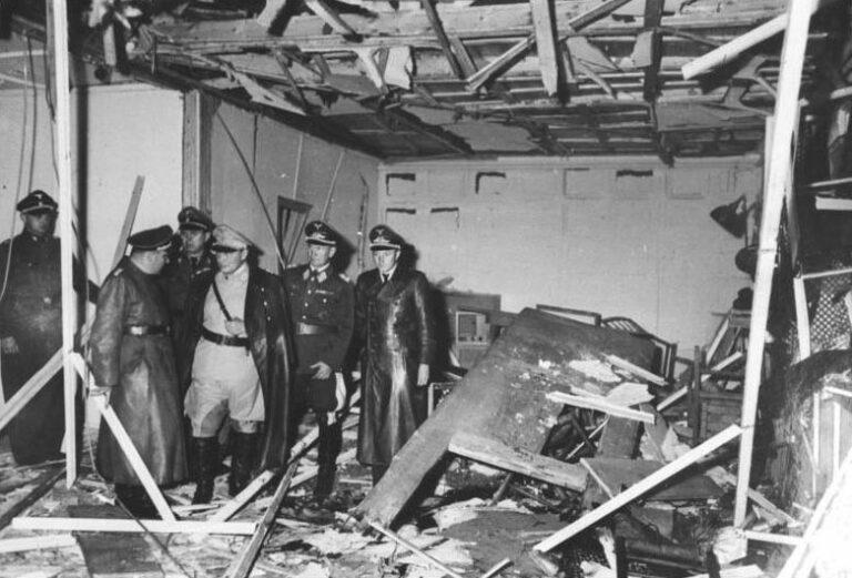 2810 Bundesarchiv Bild 146 1972 025 10 Hitler Attentat 20 - Teil des Widerstands - Stauffenberg - Stauffenberg