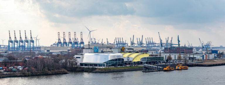 Hamburg Hafen 2023 6626 9 - Druck erhöhen - Bremerhaven - Bremerhaven